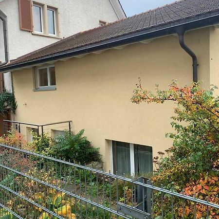 Charming 2-Bed Apartment In Arlesheim 15 Min Basel Kültér fotó