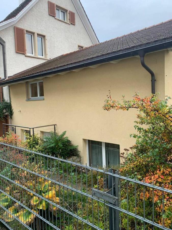 Charming 2-Bed Apartment In Arlesheim 15 Min Basel Kültér fotó